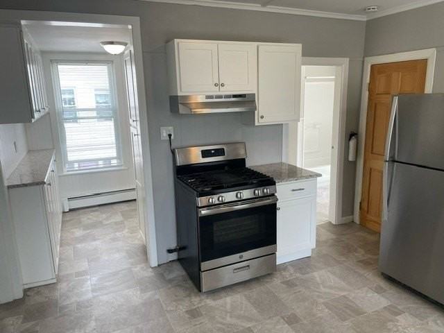 348 River St Unit 2 #2 - Photo 4 of 17