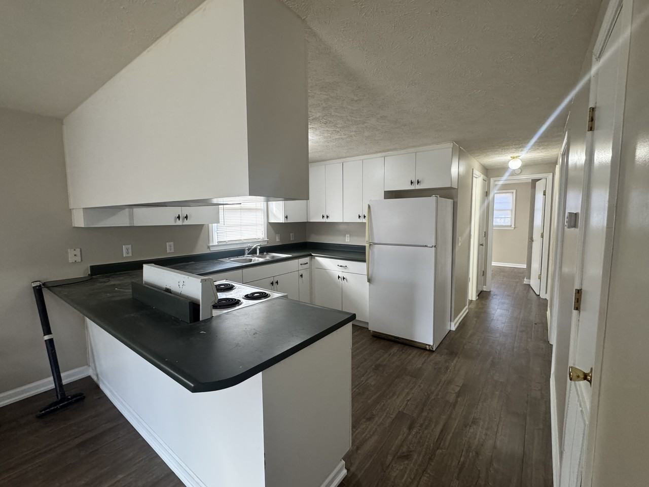 123 Lake Dr #1 - Photo 6 of 15