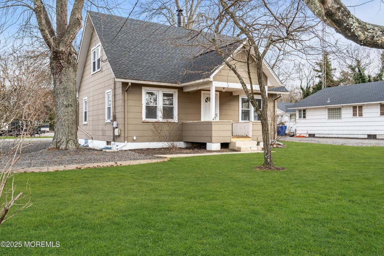 2061 Route 9 - Photo 3 of 35