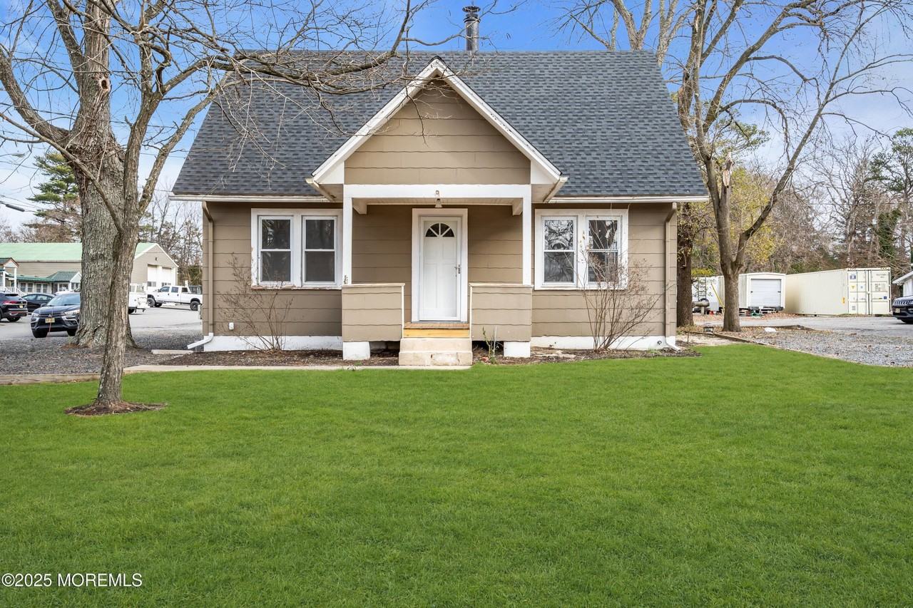 2061 Route 9 - Photo 4 of 35