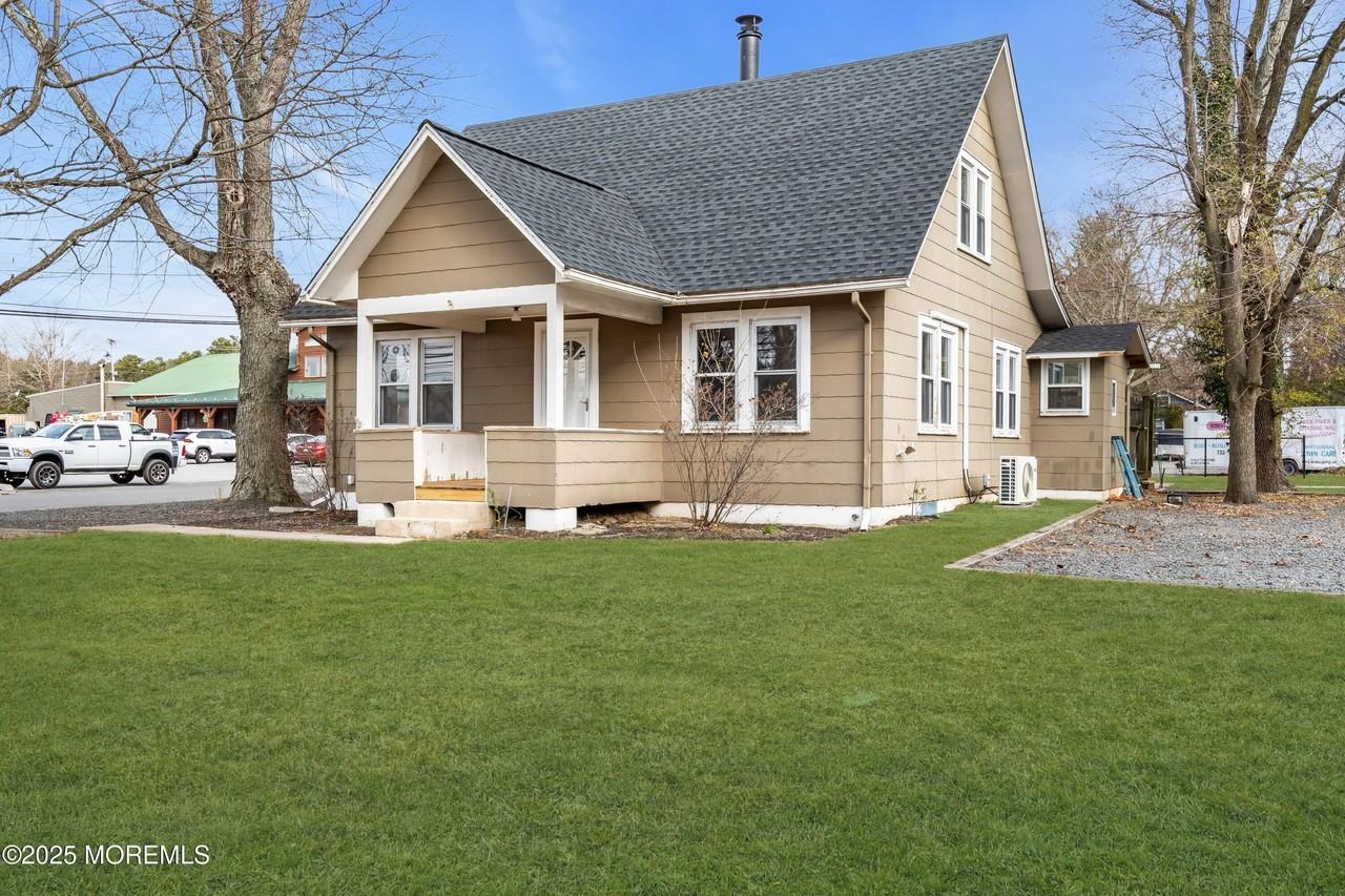 2061 Route 9 - Photo 5 of 35