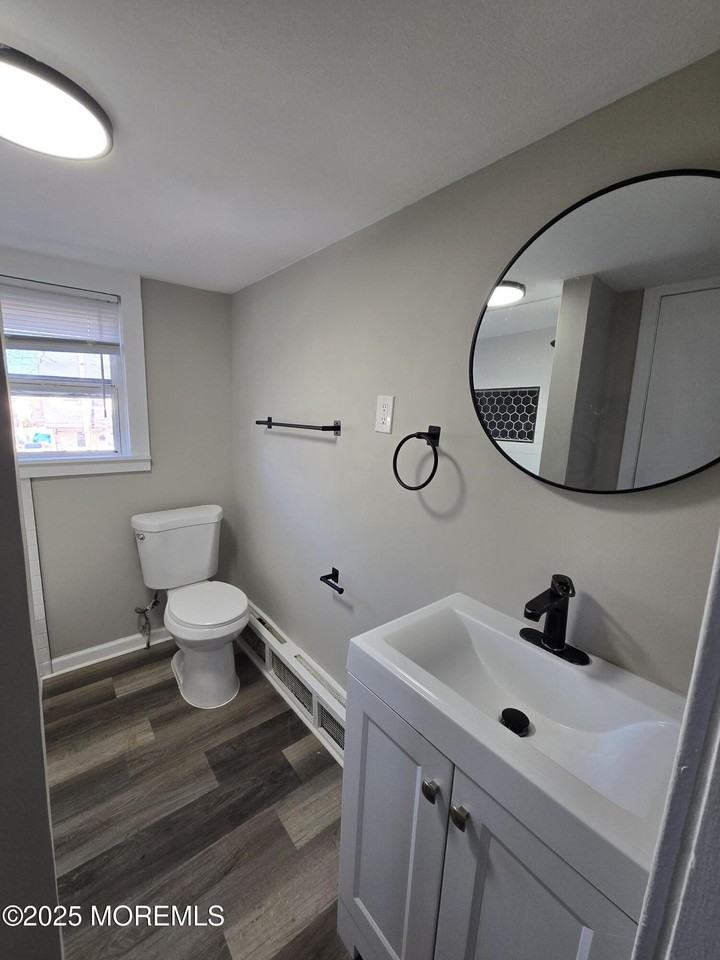 1501 Bangs Ave - Photo 7 of 15