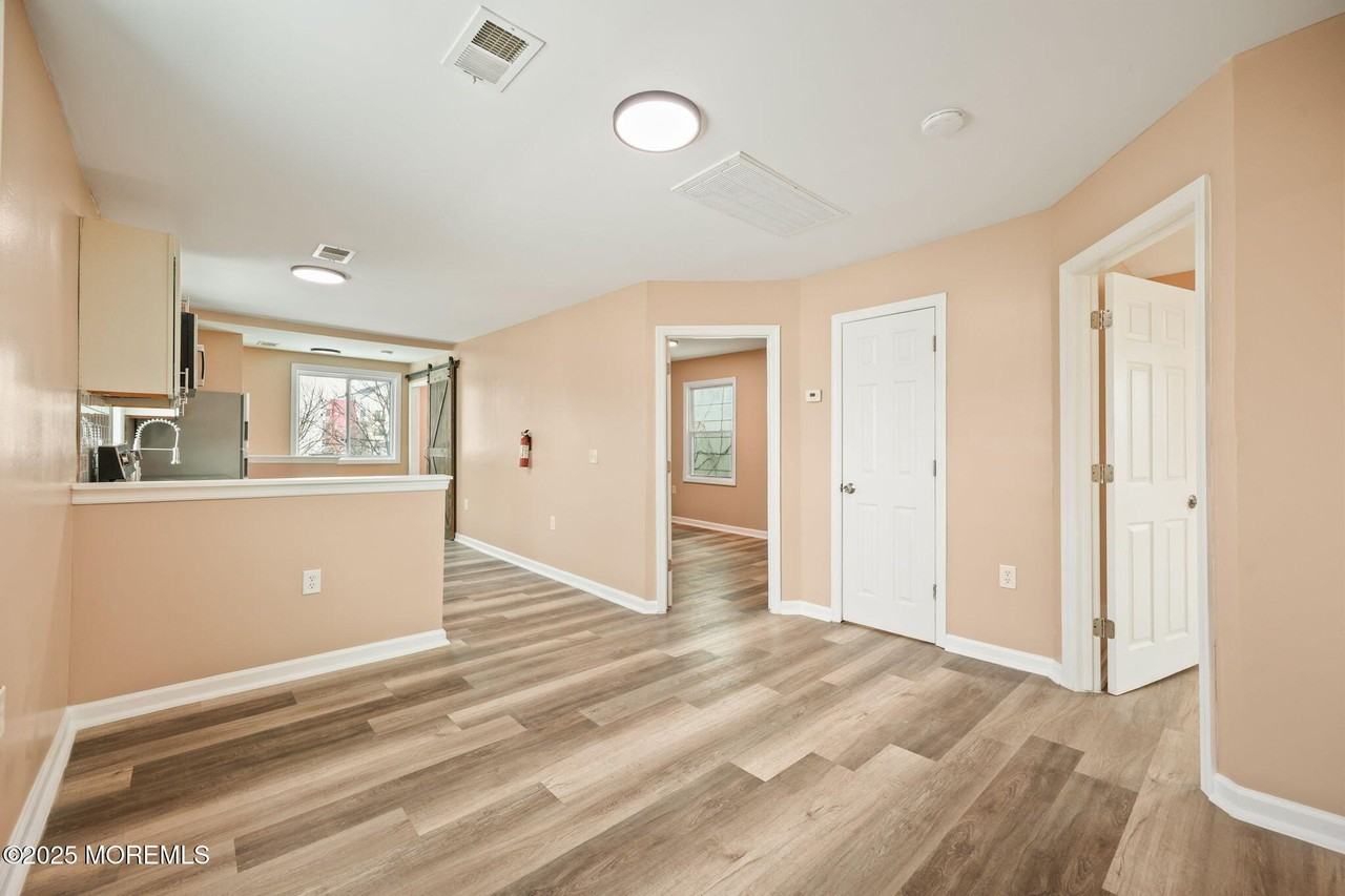 143 Center Ave Unit 2 #2 - Photo 5 of 16