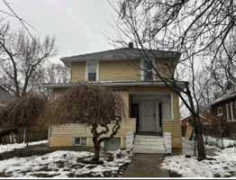 featured image of 435 S Poplar Ave