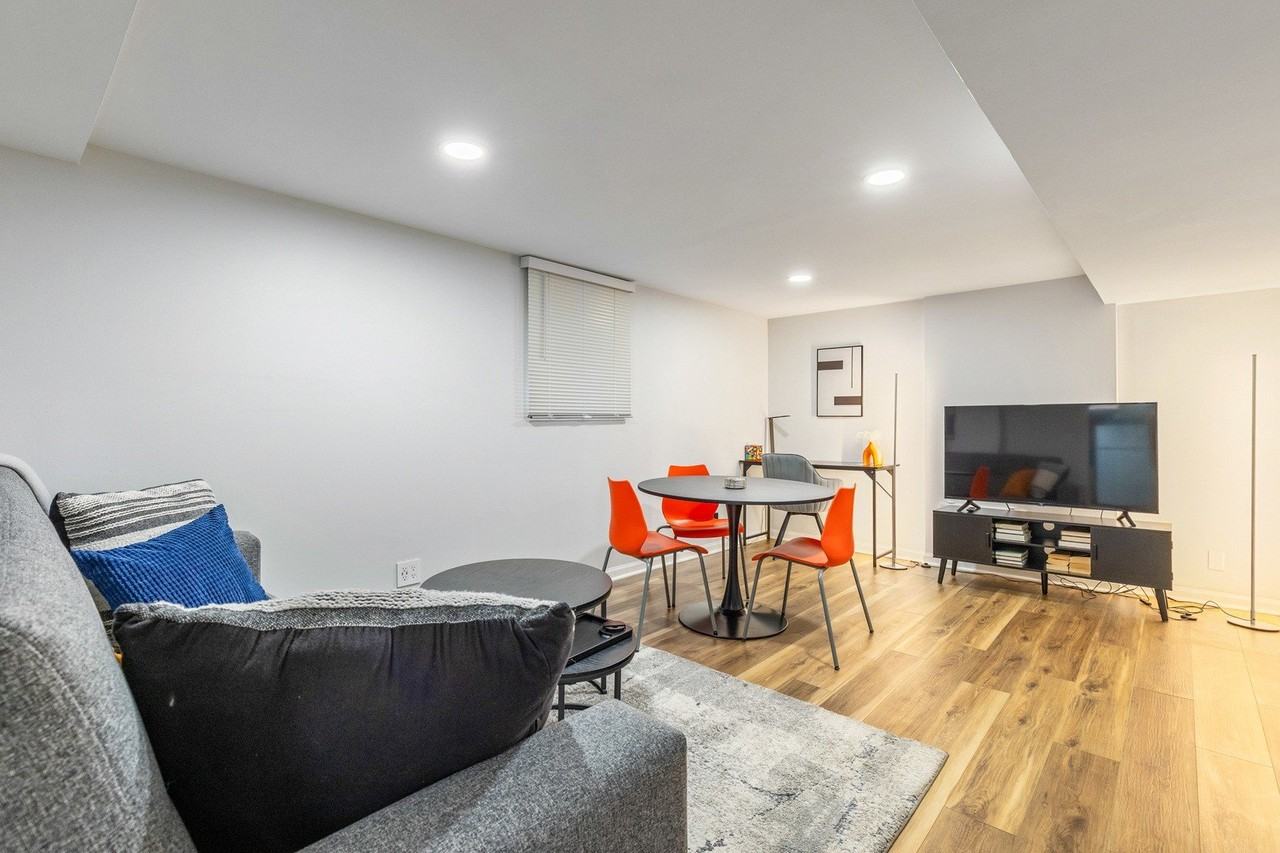 3017 Pearl St Unit 1 #1 - Photo 3 of 11