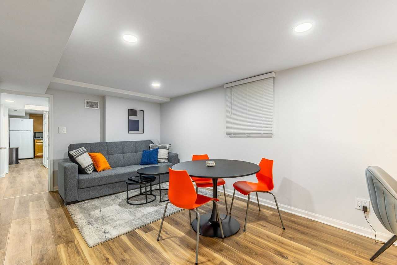 3017 Pearl St Unit 1 #1 - Photo 4 of 11