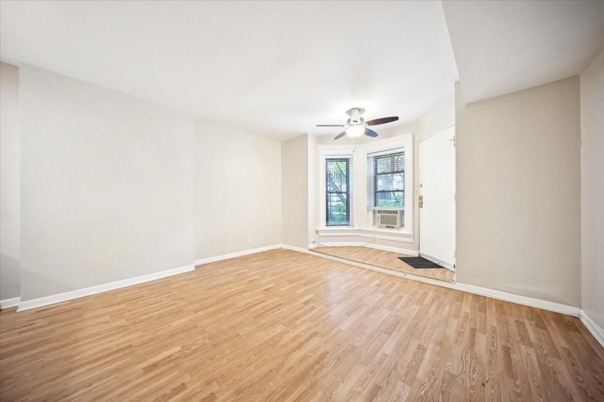 750 S Oakley Blvd Apt 1 #1 - Photo 4 of 22