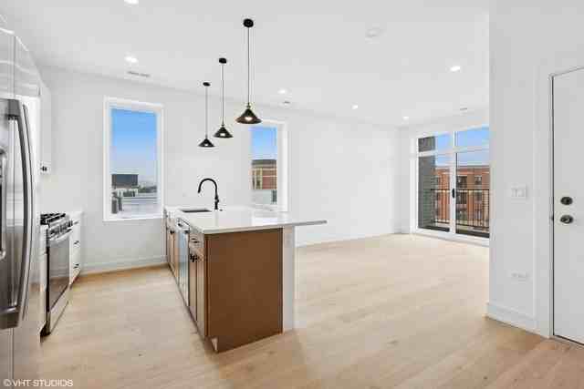 3219 N Elston Ave Unit 2 #2 - Photo 3 of 14