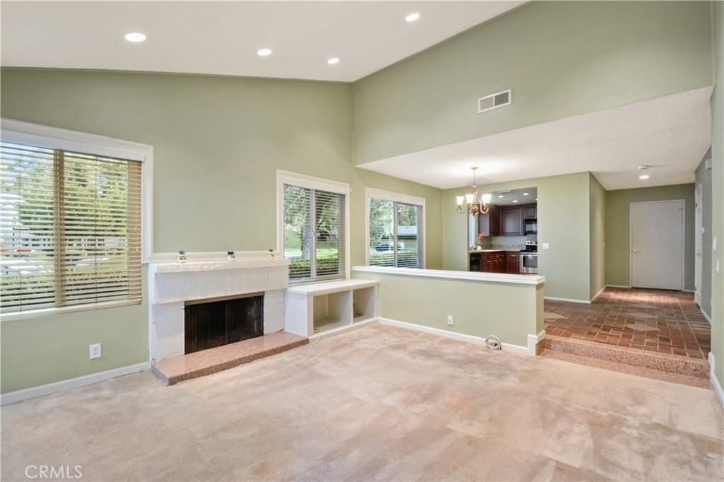 6543 E Camino Vis - Photo 2 of 13