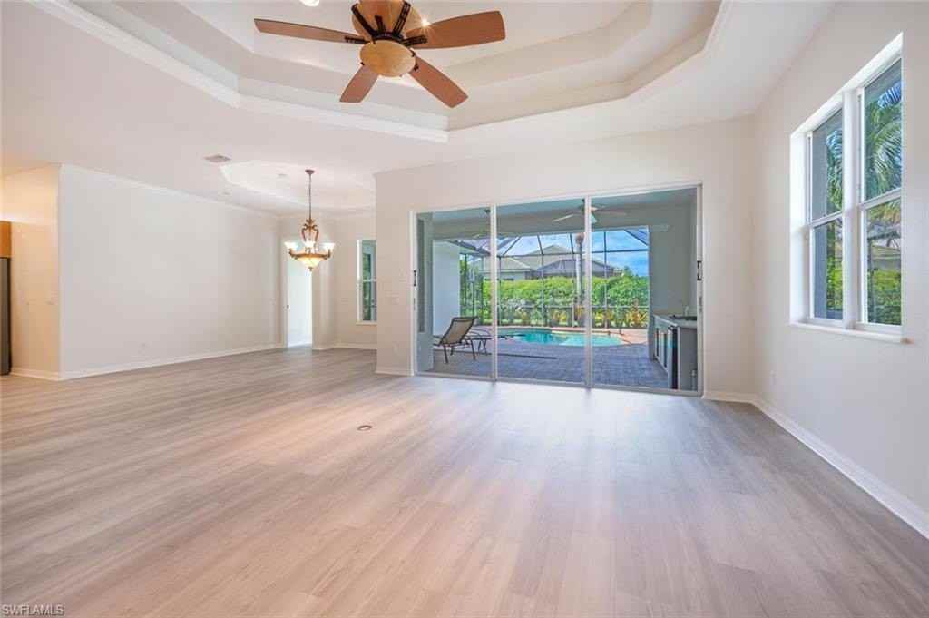 10800 Fieldfair Dr - Photo 5 of 26