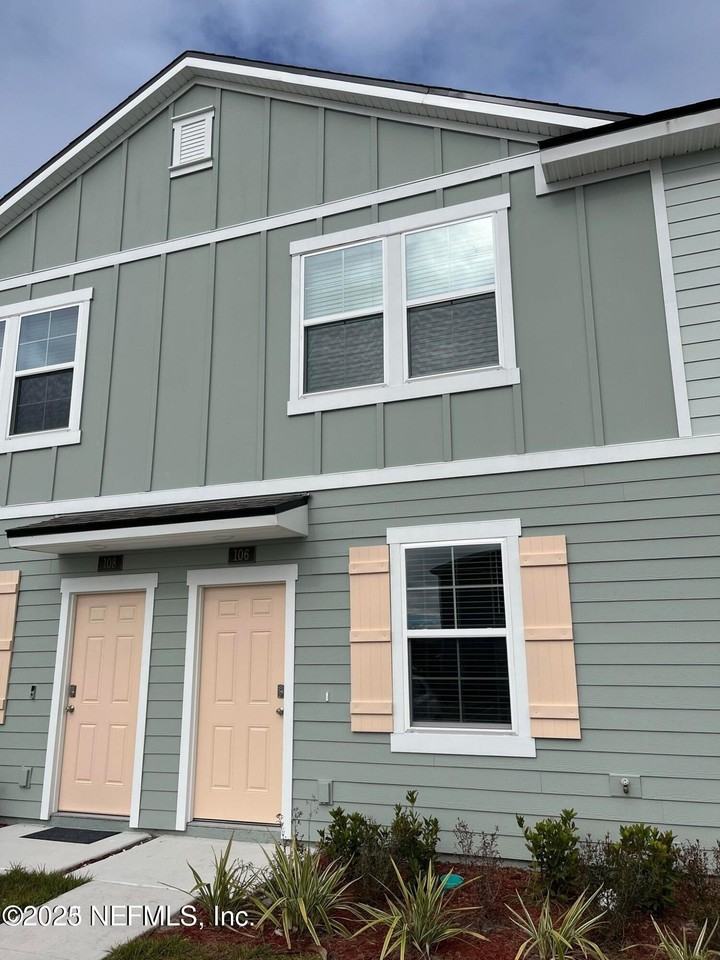 106 Whispering Brook Dr - Photo 2 of 16