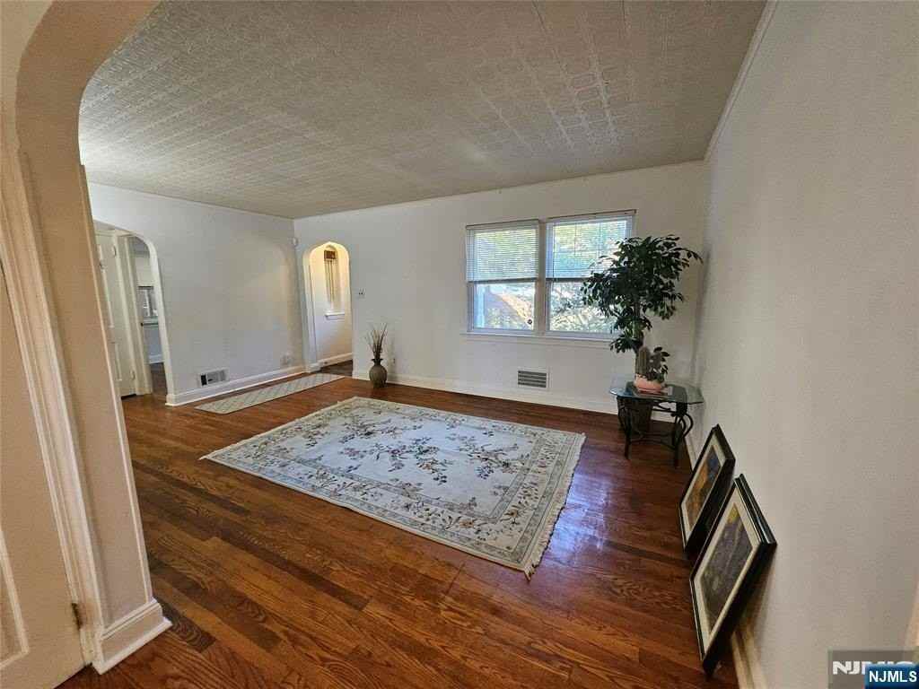 55 Rutgers Pl - Photo 4 of 23