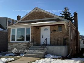 9024 S Albany Ave - Photo 1 of 1