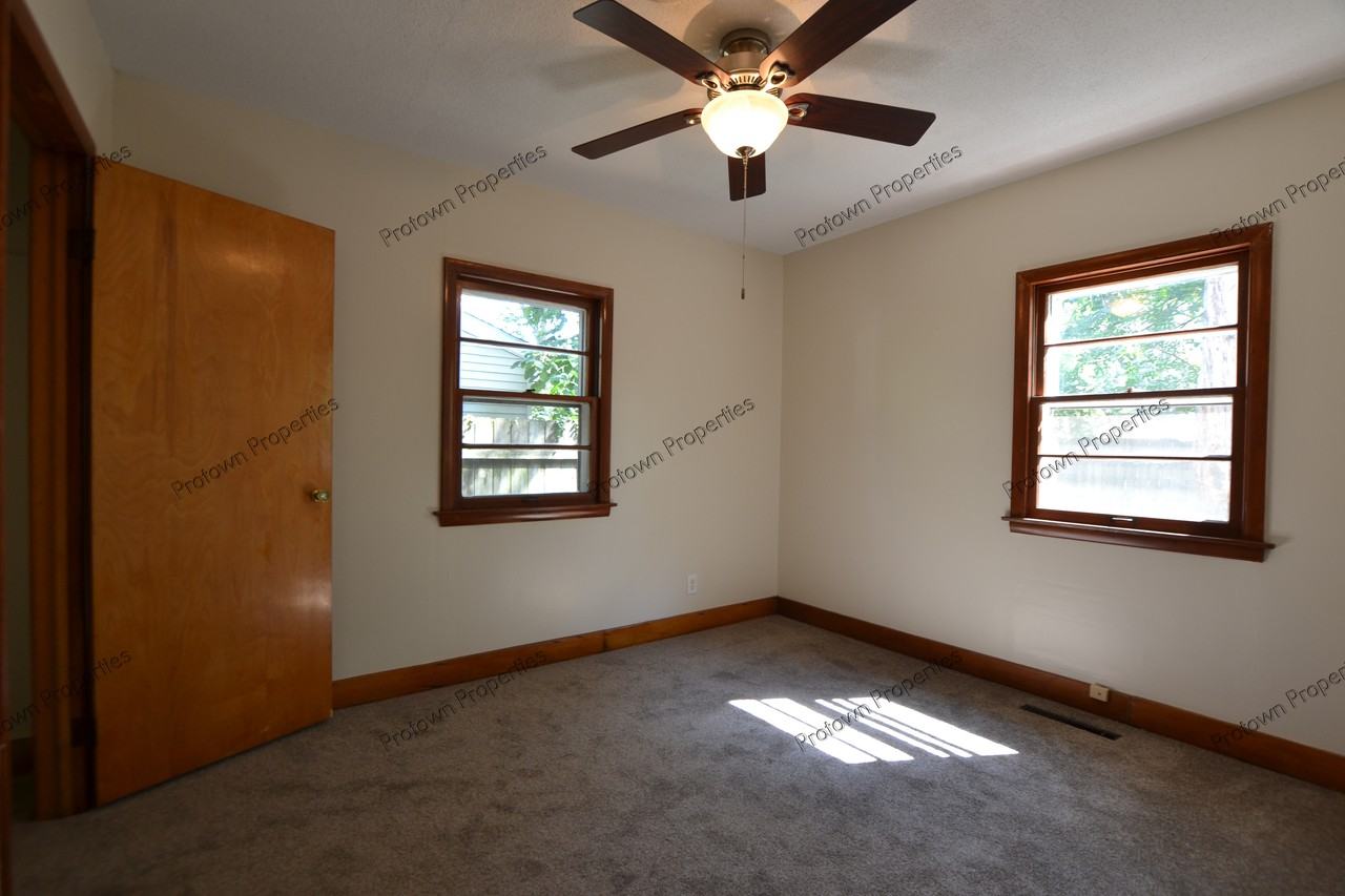 617 East Baltimore Street - Photo 6 of 7