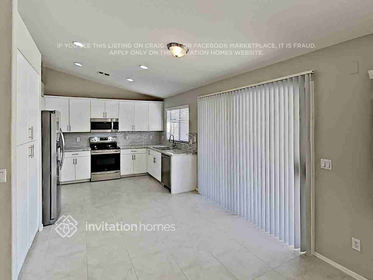 1655 E Redfield Rd - Photo 6 of 17