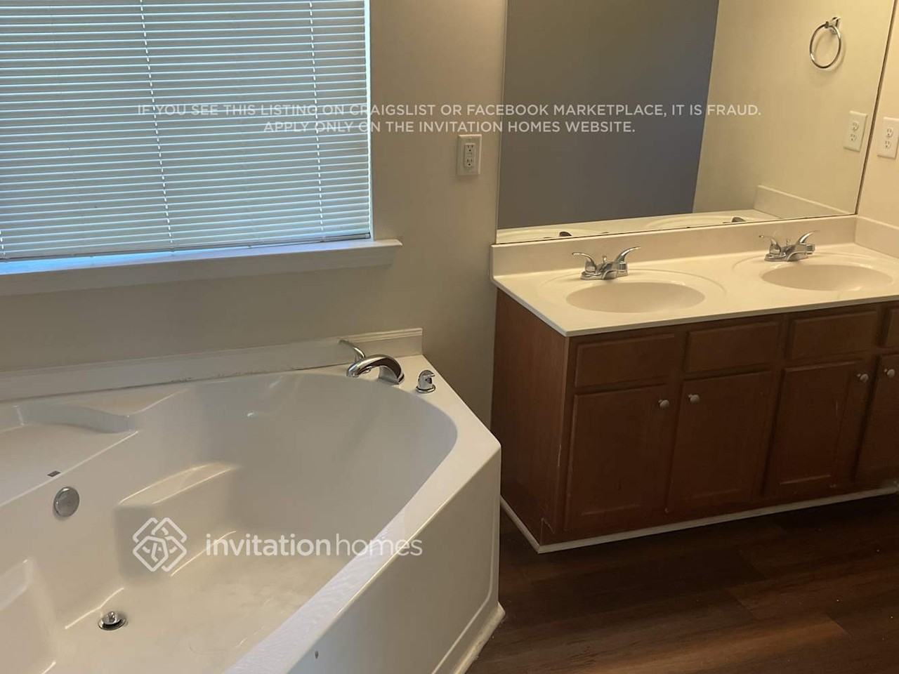 440 Village Broad St - Photo 7 of 10