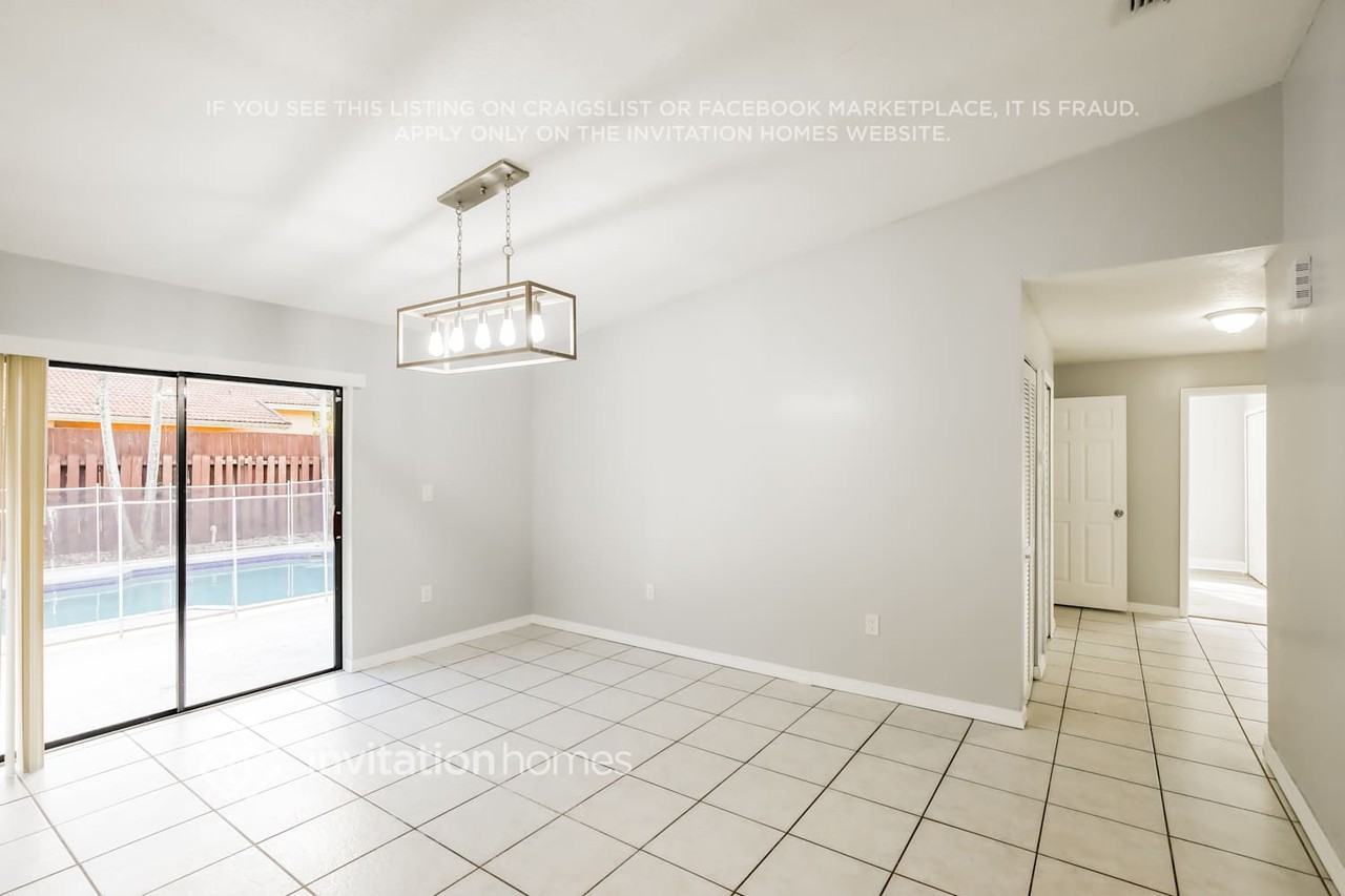 15040 Sw 178th Ter - Photo 5 of 17