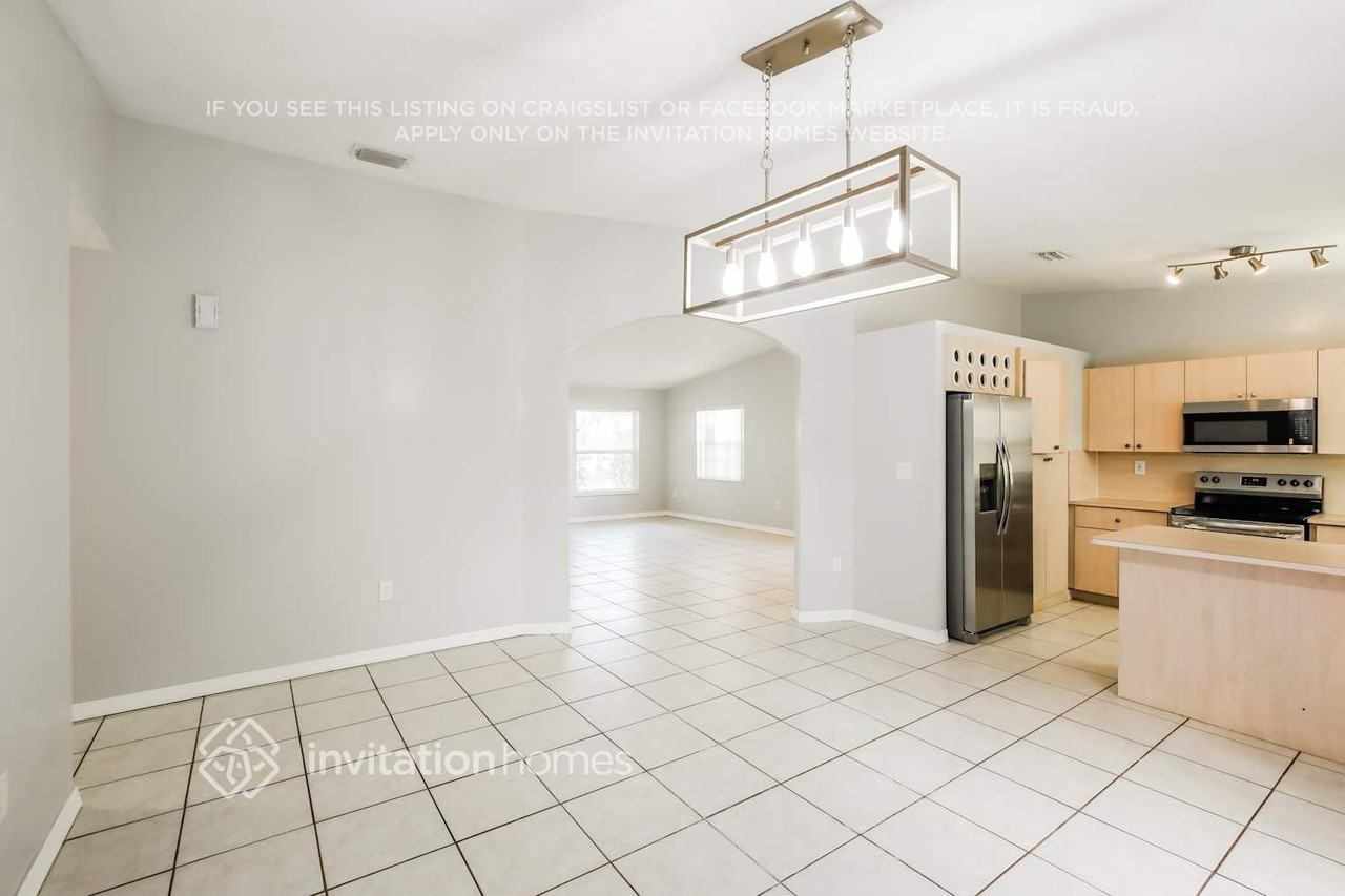 15040 Sw 178th Ter - Photo 6 of 17