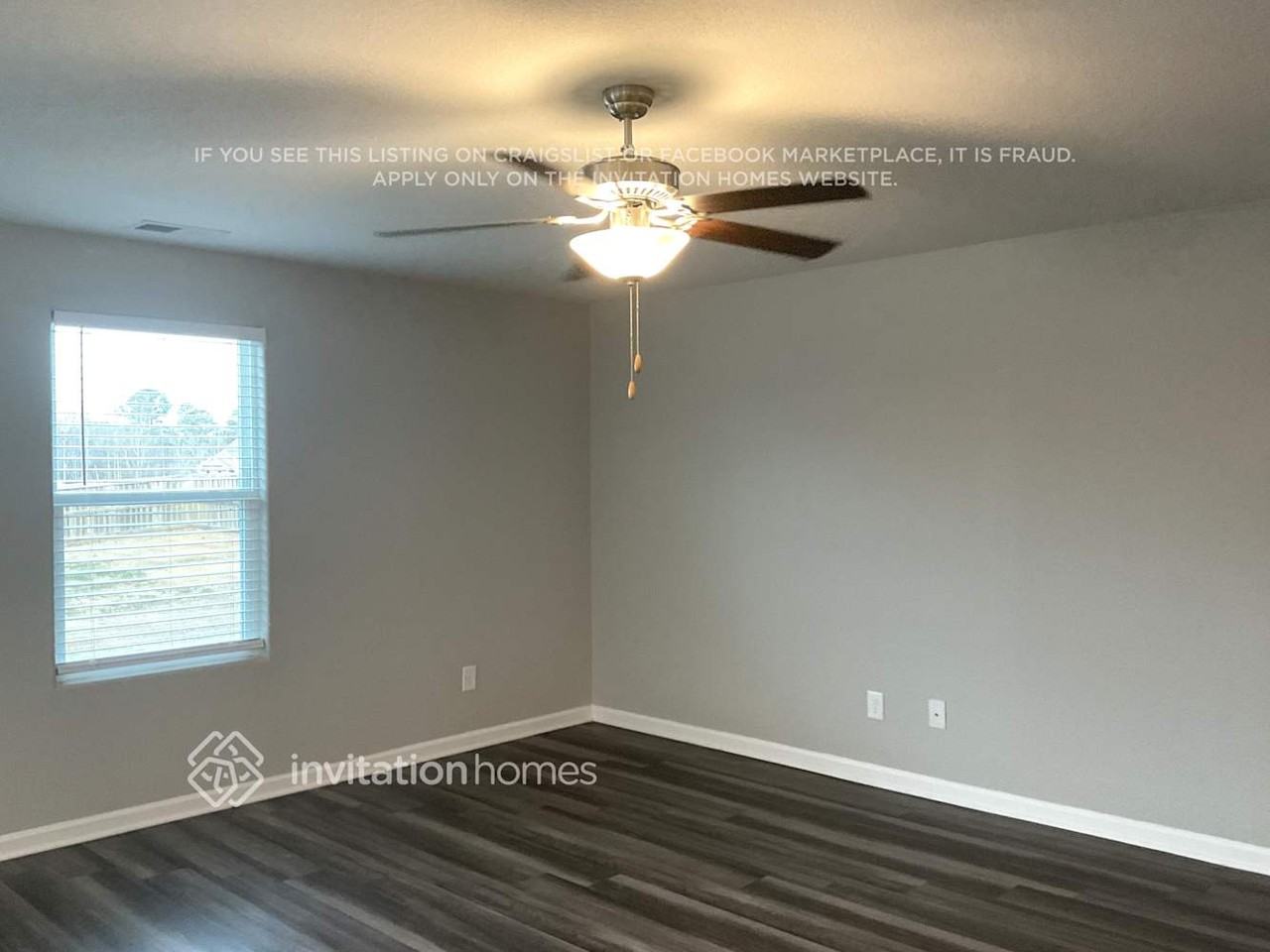 860 Avery Pond Dr - Photo 4 of 13