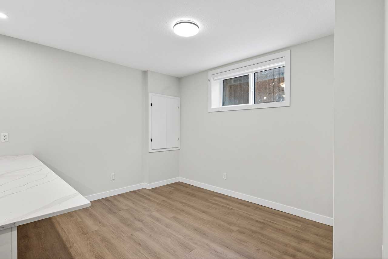 10335 135 St Nw Lowr 4b - Photo 4 of 50