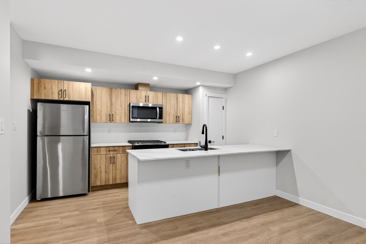 10335 135 St Nw Lowr 4b - Photo 6 of 50