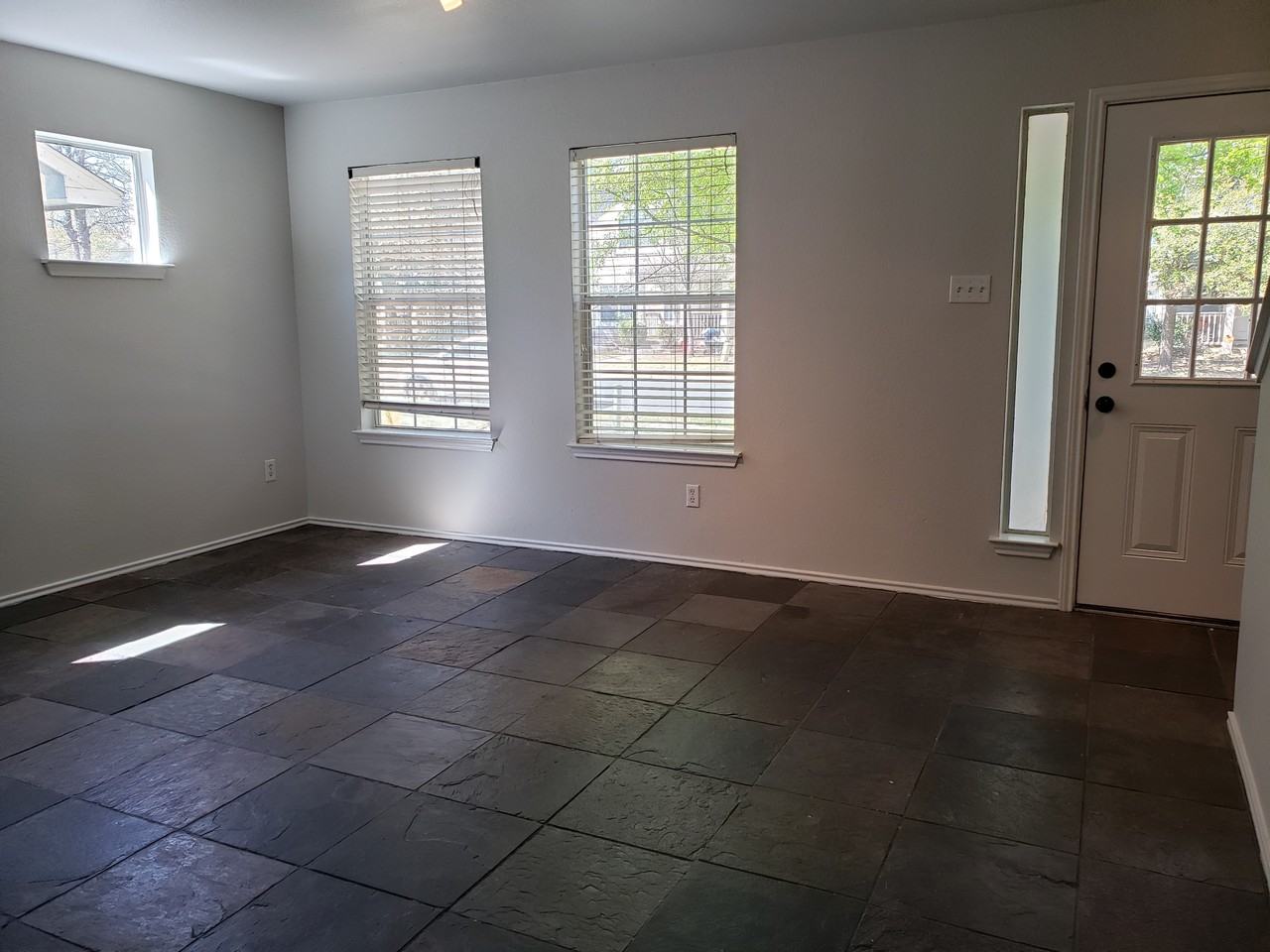 2205 Melissa Oaks Ln #1 - Photo 5 of 15