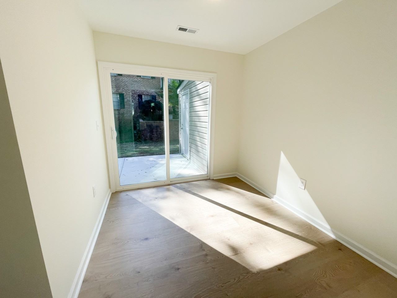 1912 Devonwood Dr #1 - Photo 7 of 16