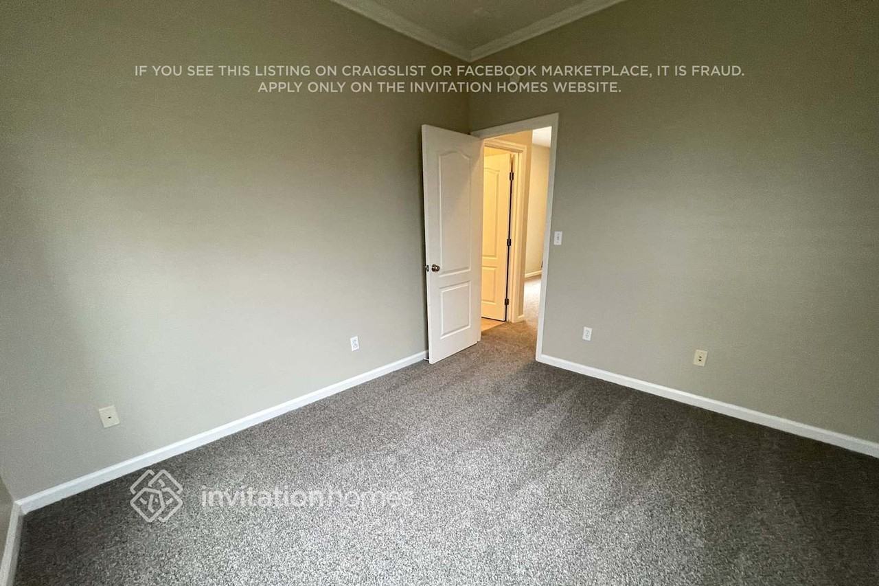 3938 Hidden Grove Ln - Photo 4 of 14