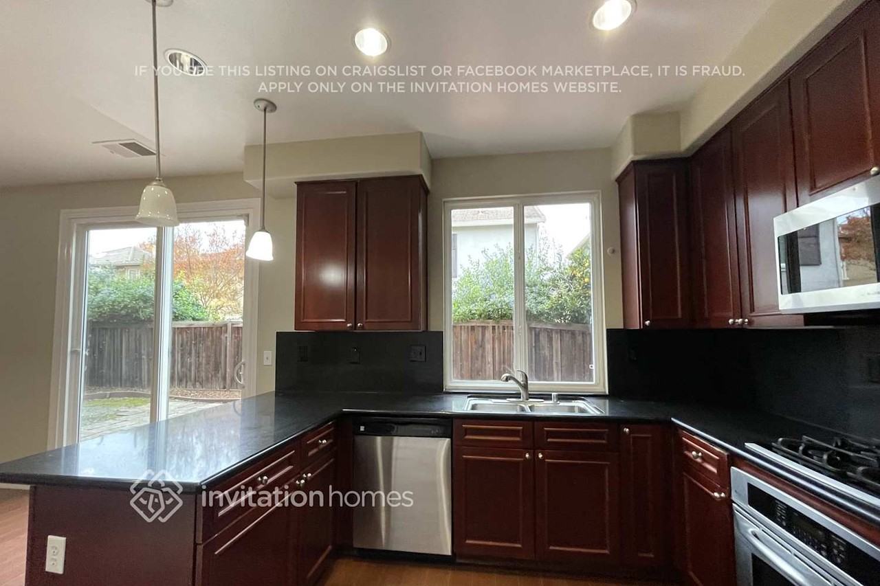 3938 Hidden Grove Ln - Photo 5 of 14