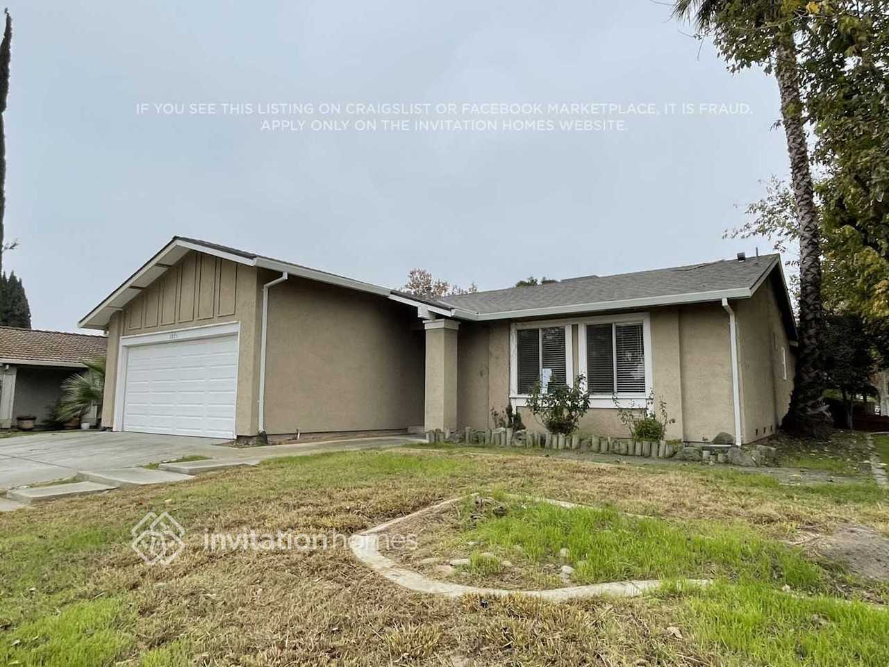 2875 Georgia Dr - Photo 2 of 16