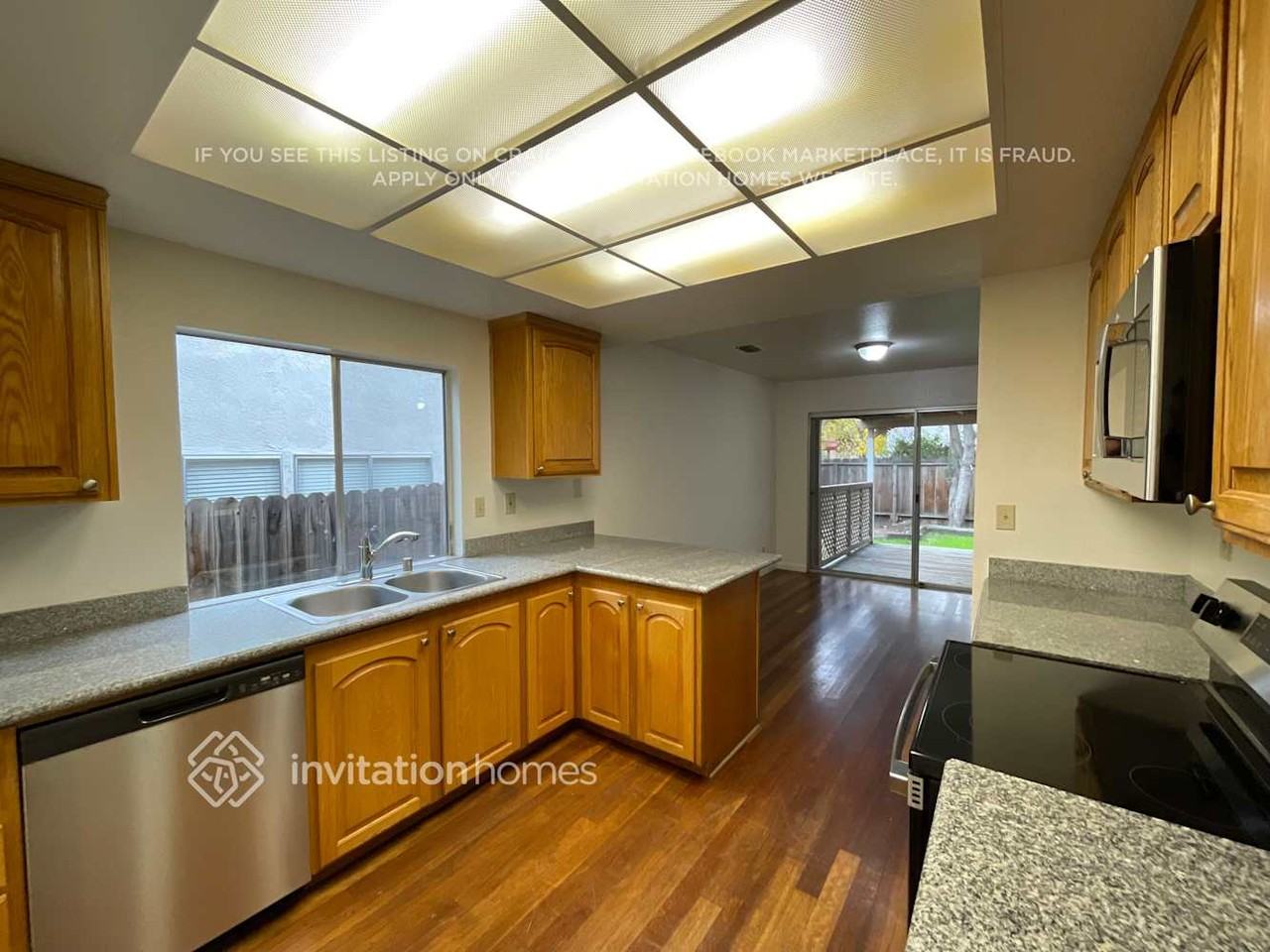 2875 Georgia Dr - Photo 6 of 16