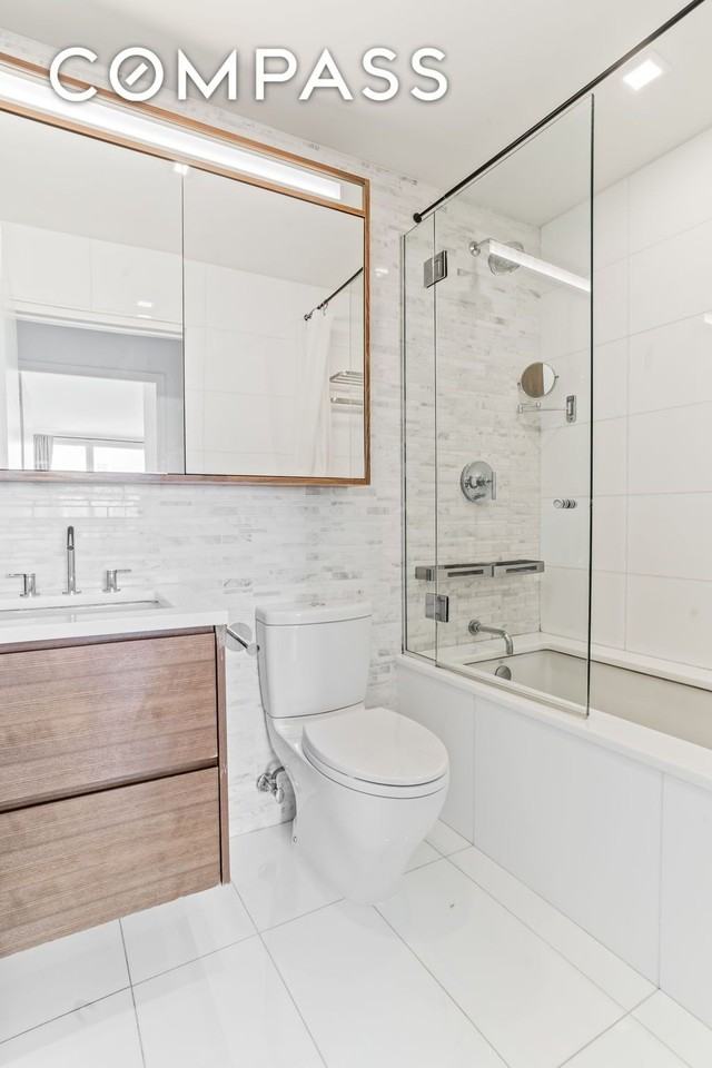 301 W 53rd St #9C - Photo 6 of 14