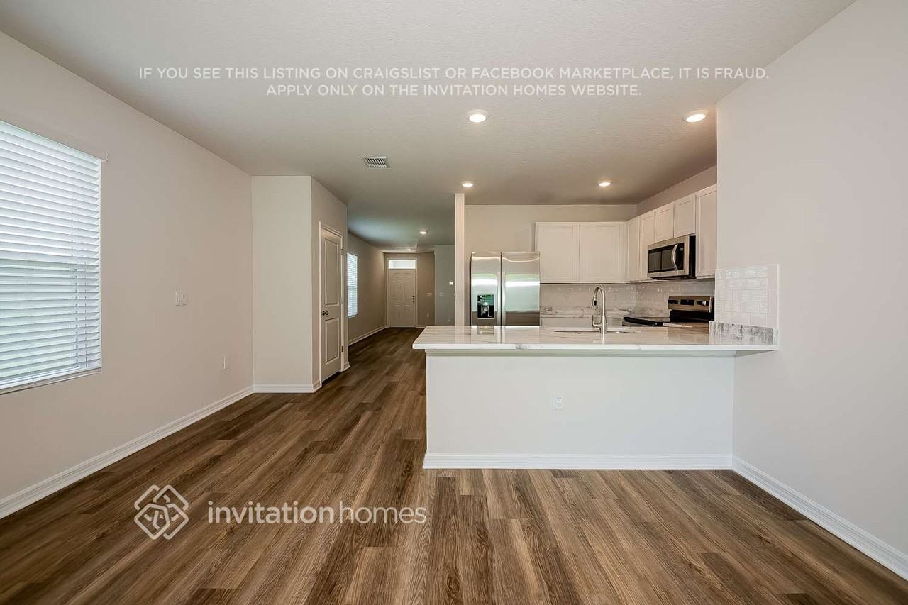 22505 Hidden Palms St - Photo 7 of 18