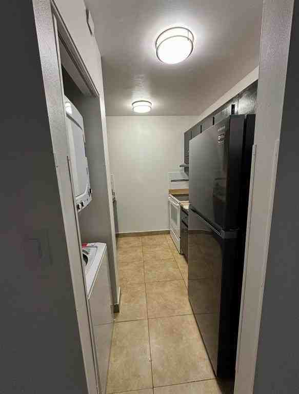 4159 Nw 90th Ave - Photo 2 of 8