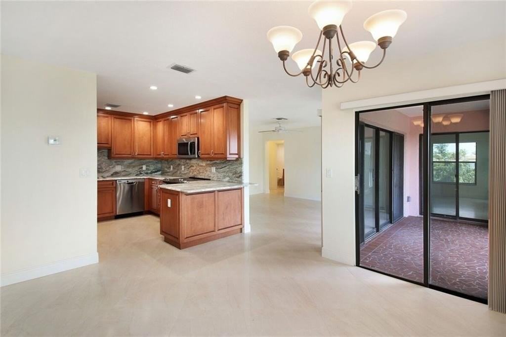 4620 Bougainvilla Dr #8 - Photo 7 of 17