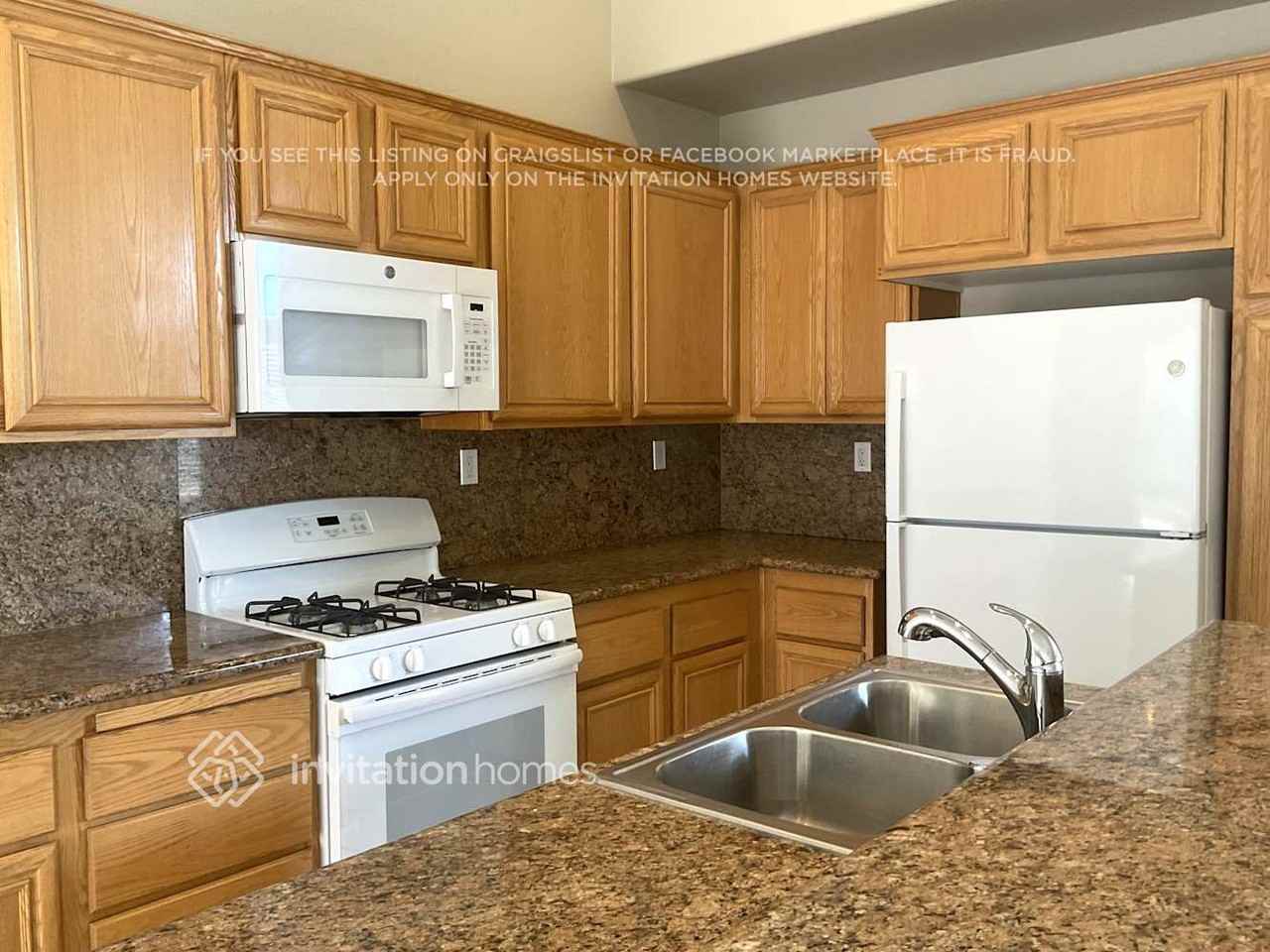 8927 Termoli St - Photo 5 of 13