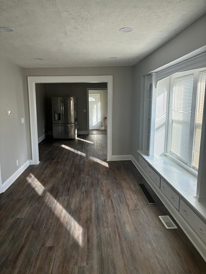 2721 Woodbridge Ave #1 - Photo 2 of 50