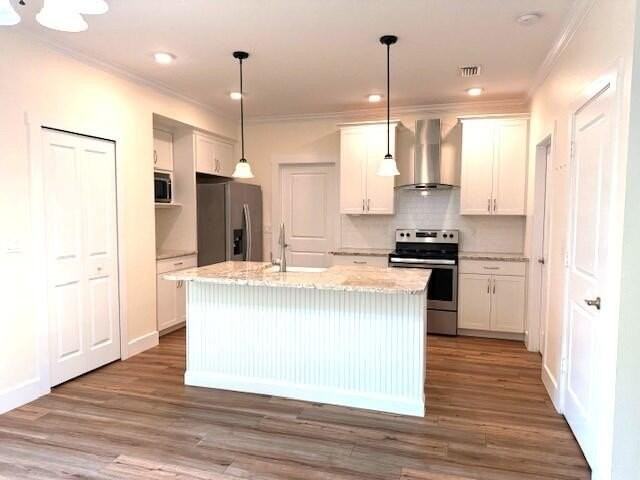 8206 Penny Ln - Photo 3 of 20