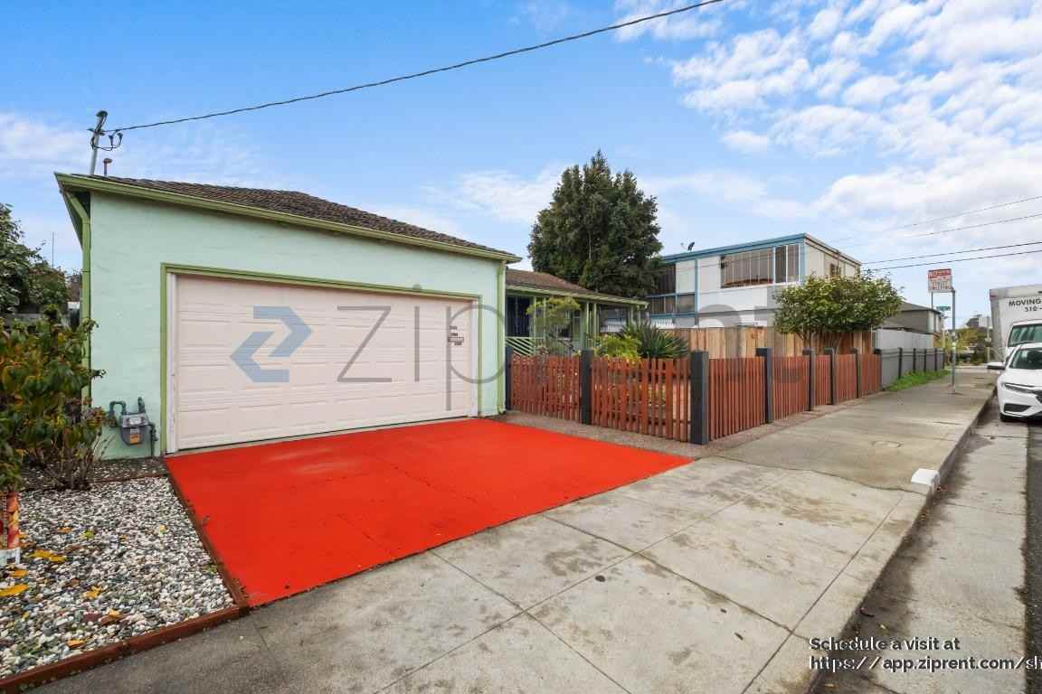 3606 Barrett Ave #1 - Photo 2 of 40