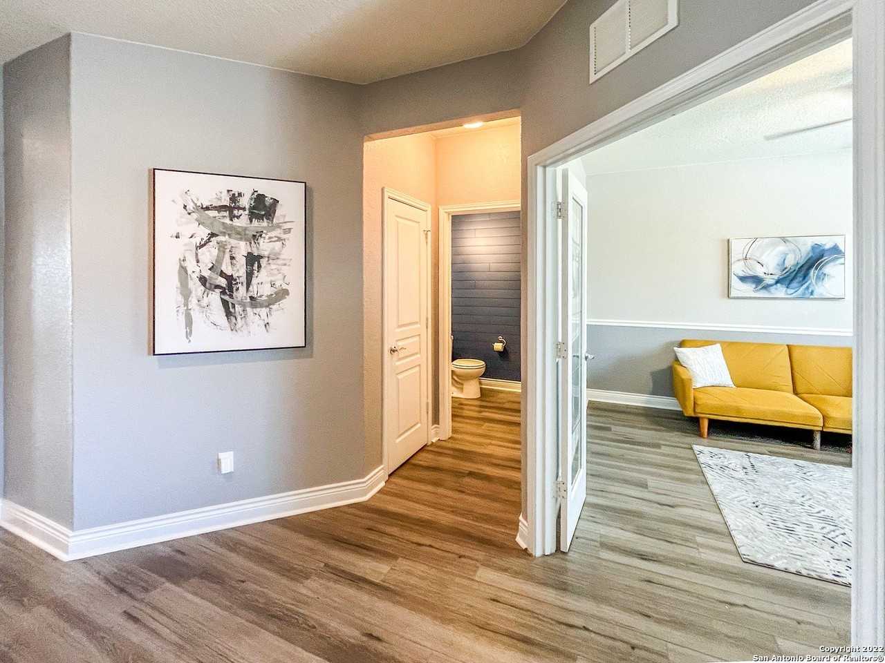 7427 Valle Msn - Photo 5 of 39