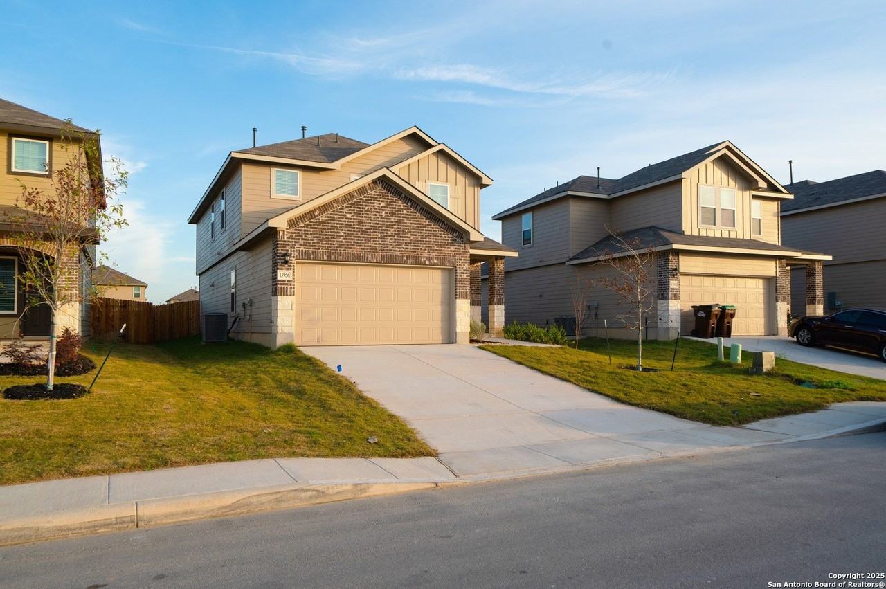 13956 San Saba Fls - Photo 2 of 28