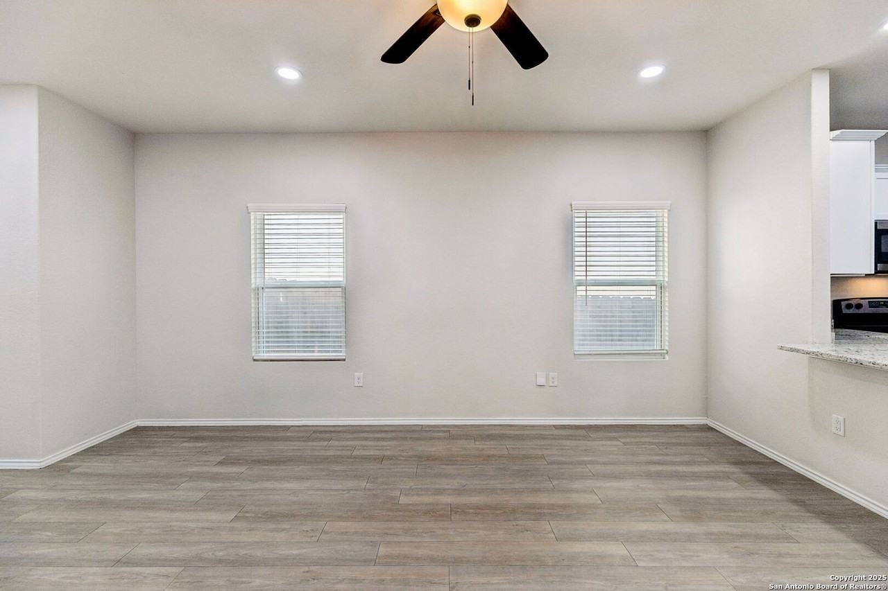 7356 Misty Ridge Dr Apt 13 #13 - Photo 6 of 20