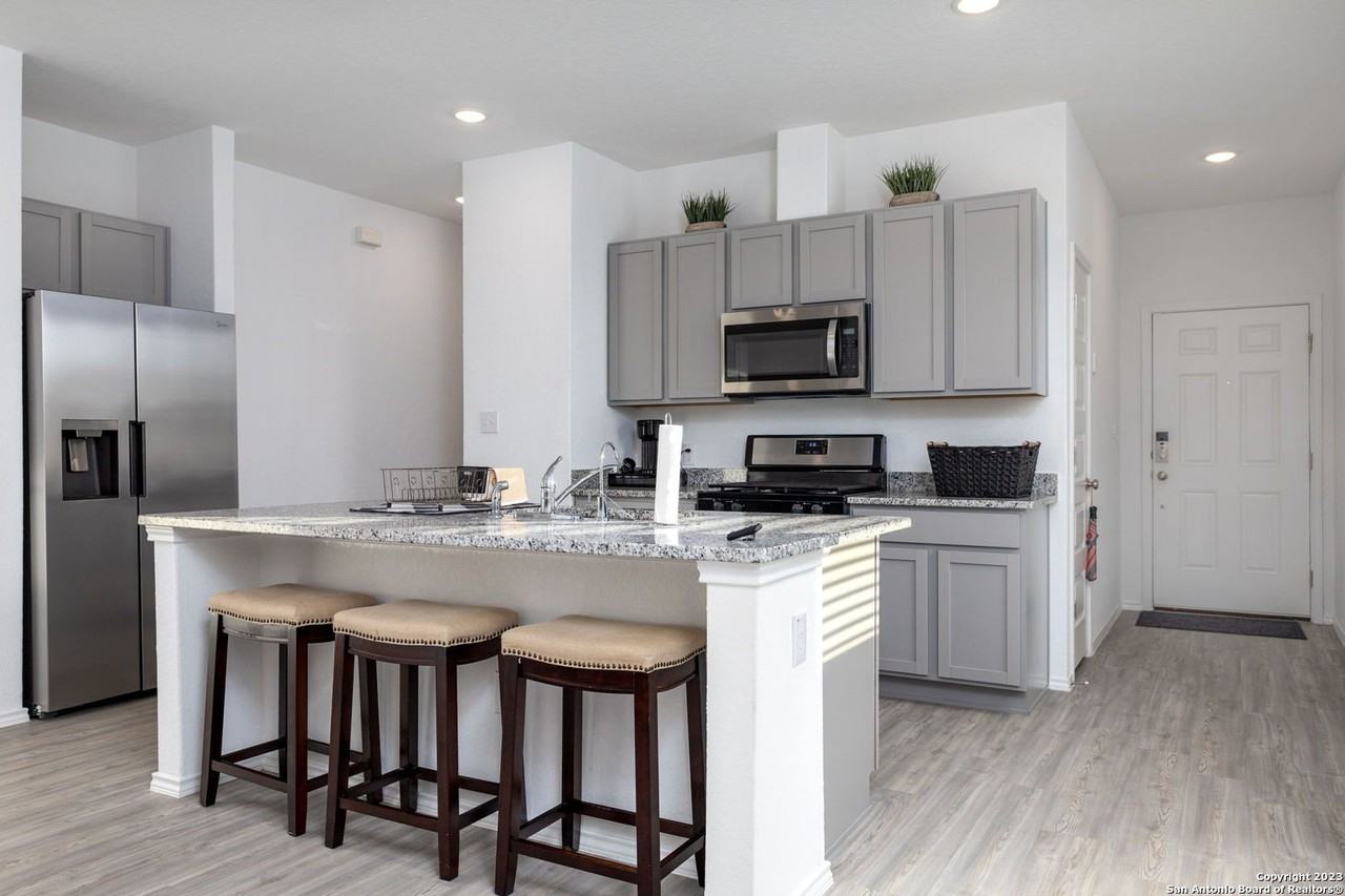 5855 Hematite Rim - Photo 2 of 11