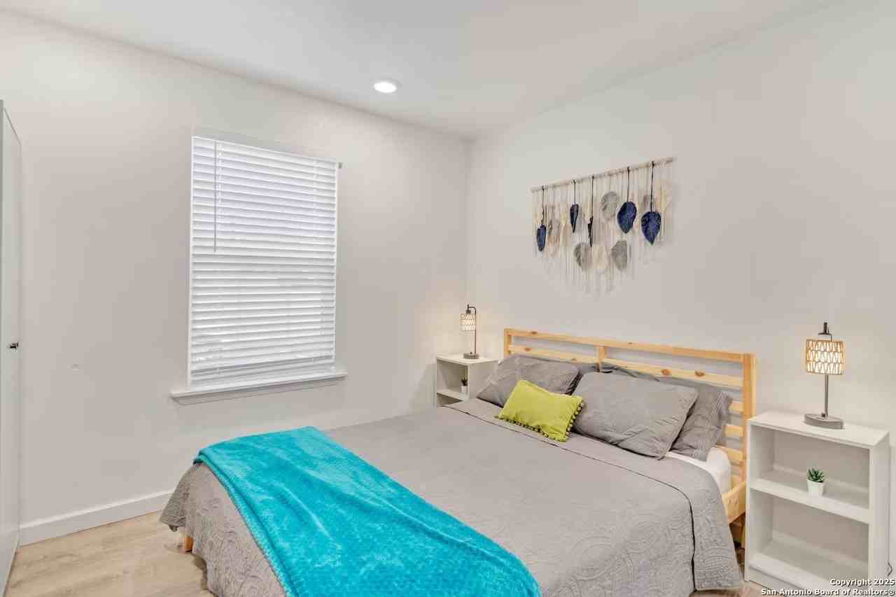 1407 Leal St Unit 3 #3 - Photo 7 of 35