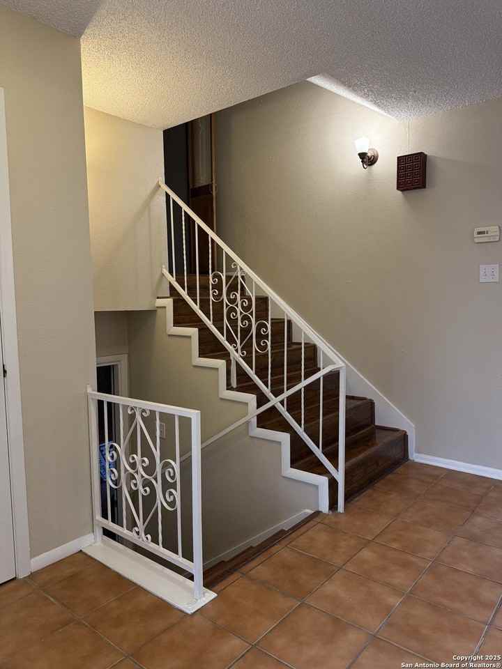 5706 Gomer Pyle - Photo 5 of 47