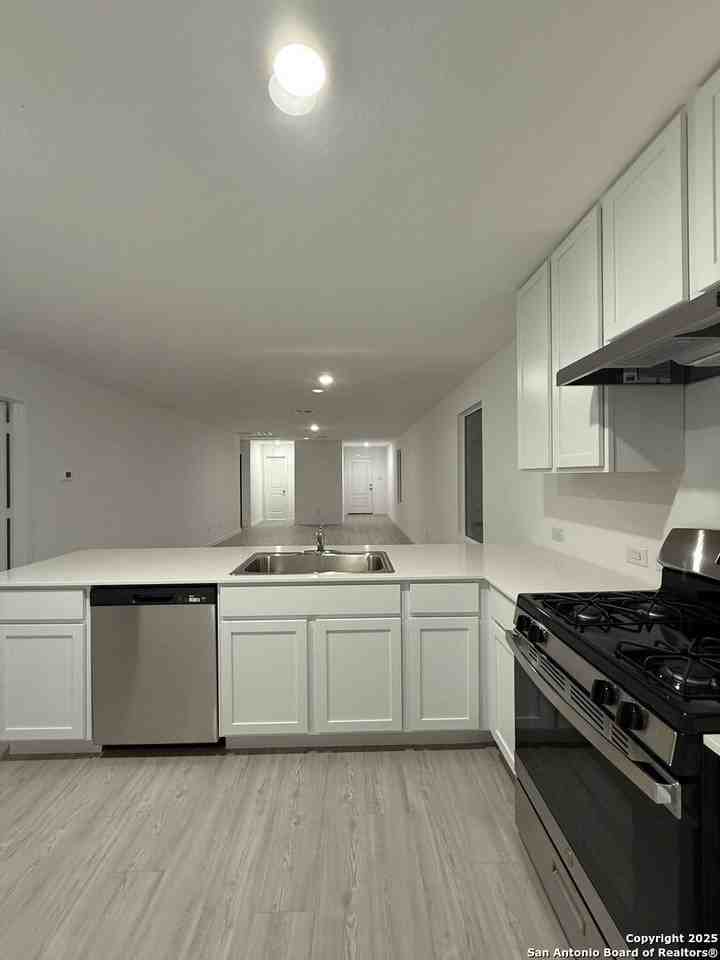 3914 Greensfield Way - Photo 2 of 13