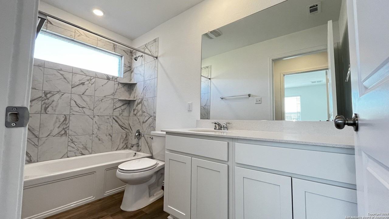 612 Water Way Ave - Photo 7 of 18