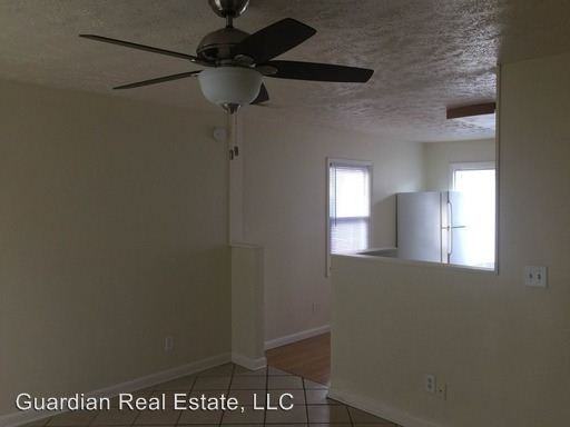 1318 Lindwood Dr - Photo 2 of 8