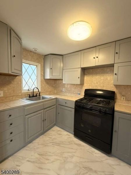 632 Cora Pl 2nd Fl - Photo 4 of 11