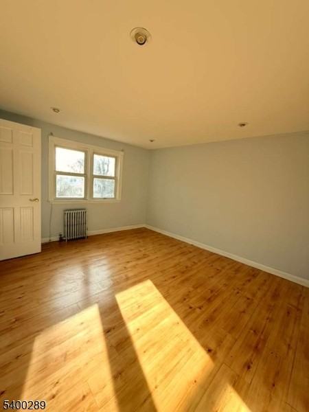 632 Cora Pl 2nd Fl - Photo 5 of 11